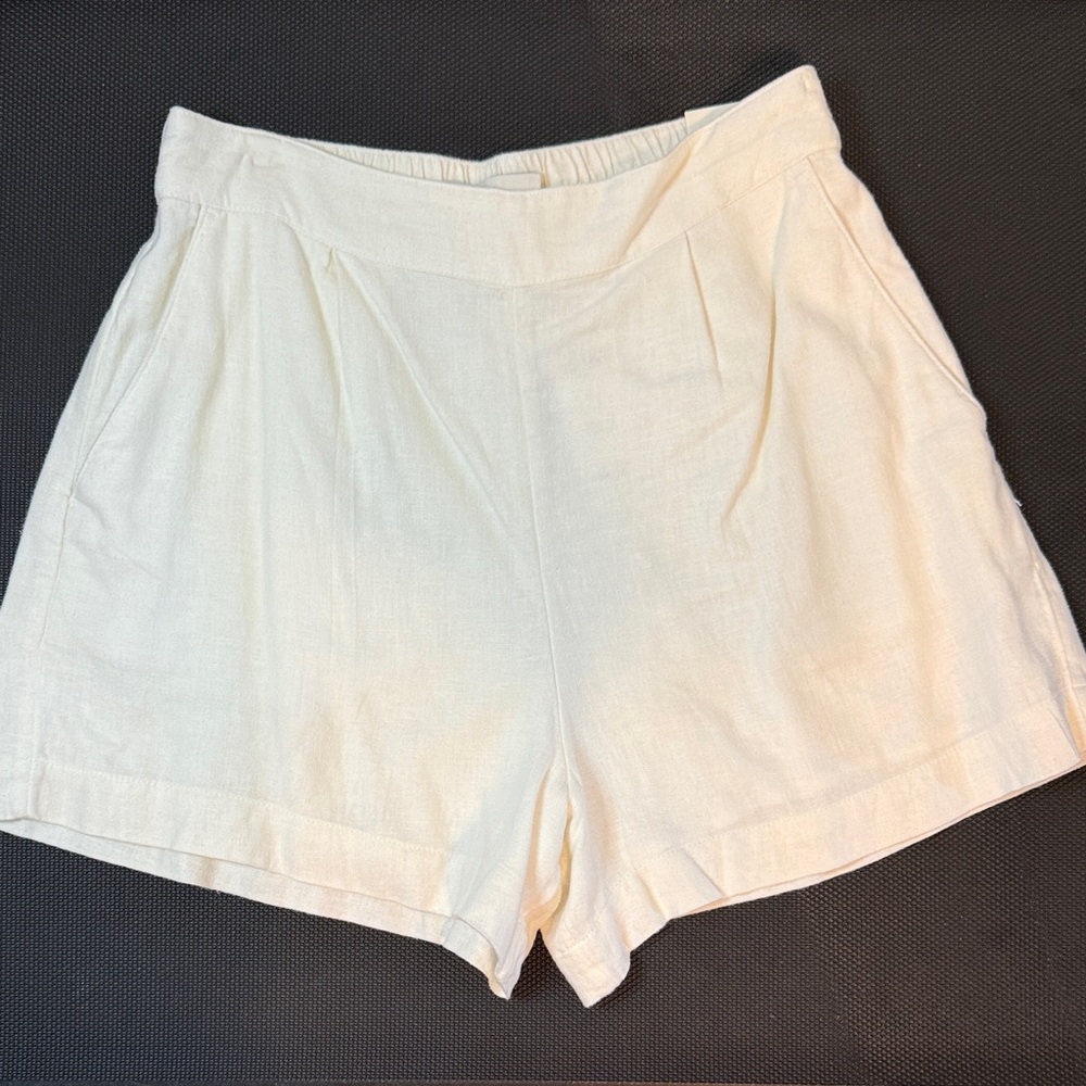 Abercrombie & Fitch White Linen Blend Pull on Shorts sz Small NWT